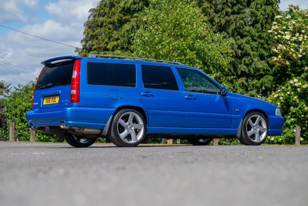 2000 Volvo V70 R 1st Gen - Image 13 of 30