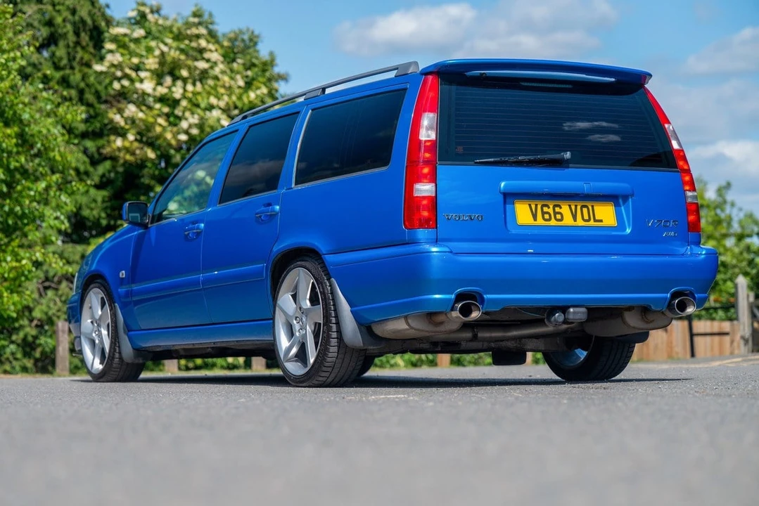 2000 Volvo V70 R 1st Gen - Image 16 of 30