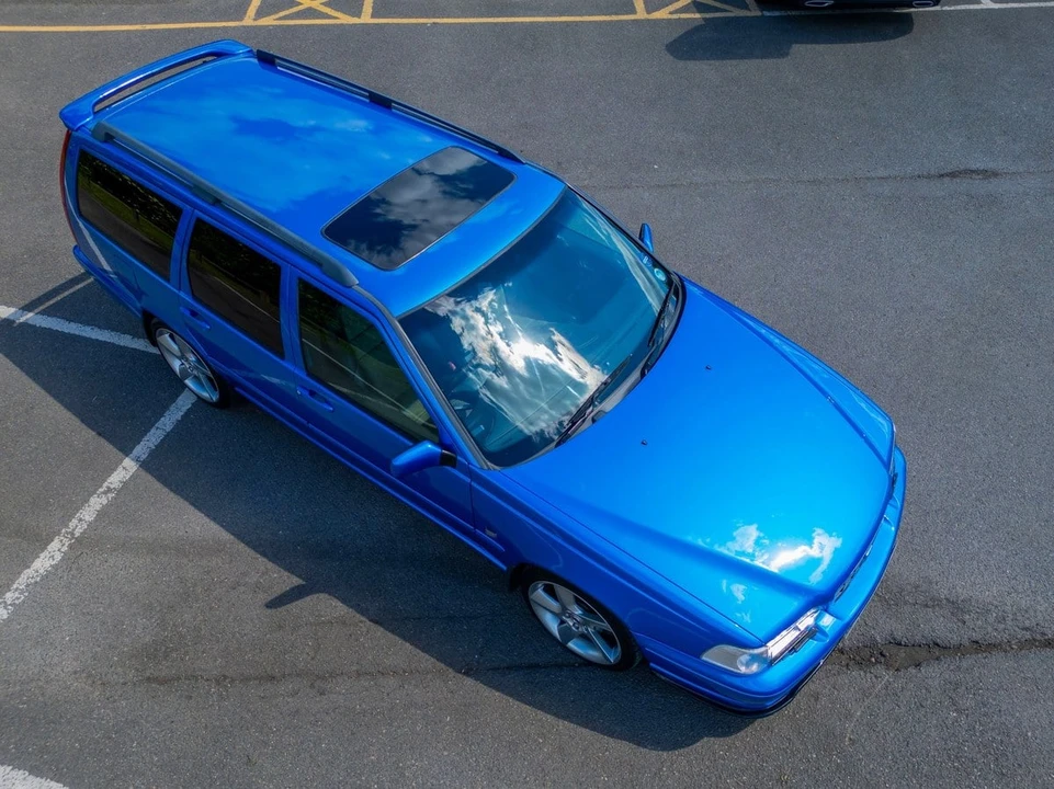 2000 Volvo V70 R 1st Gen - Image 19 of 30