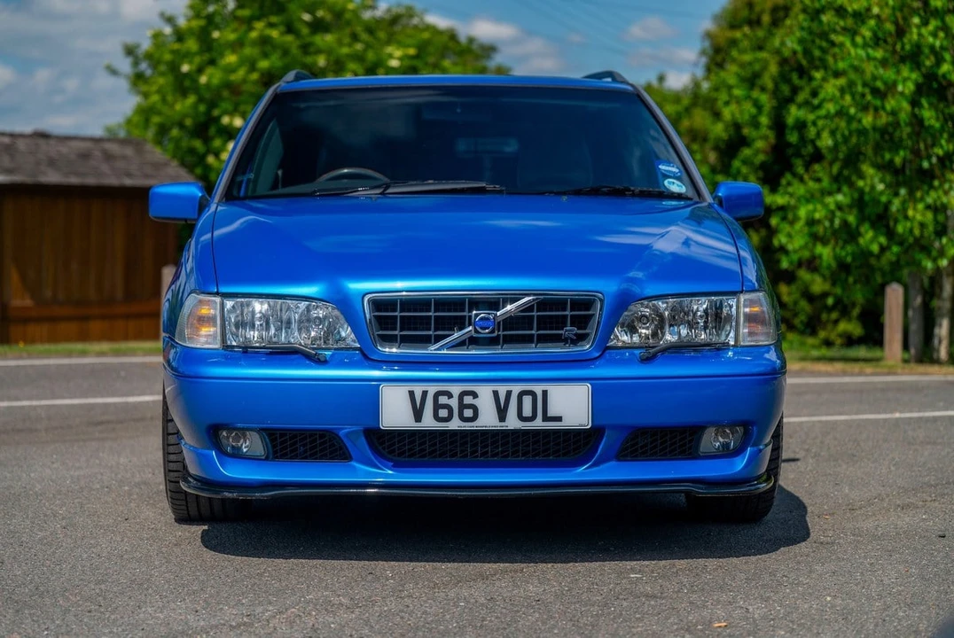 2000 Volvo V70 R 1st Gen - Image 8 of 30