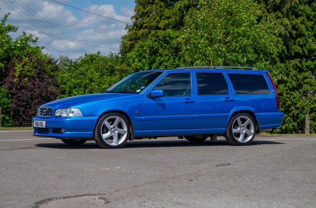 2000 Volvo V70 R 1st Gen - Image 9 of 30