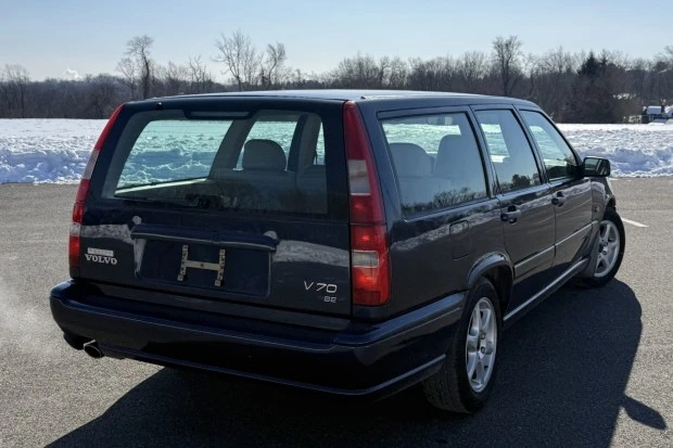 2000 Volvo V70 1st Gen - Image 2 of 7