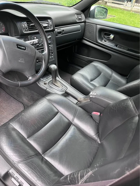 2000 Volvo V70 XC/XC70 2nd Gen - Image 6 of 10