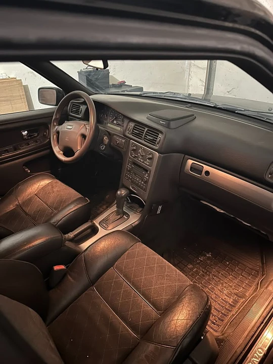 2000 Volvo V70 R 1st Gen - Image 7 of 8