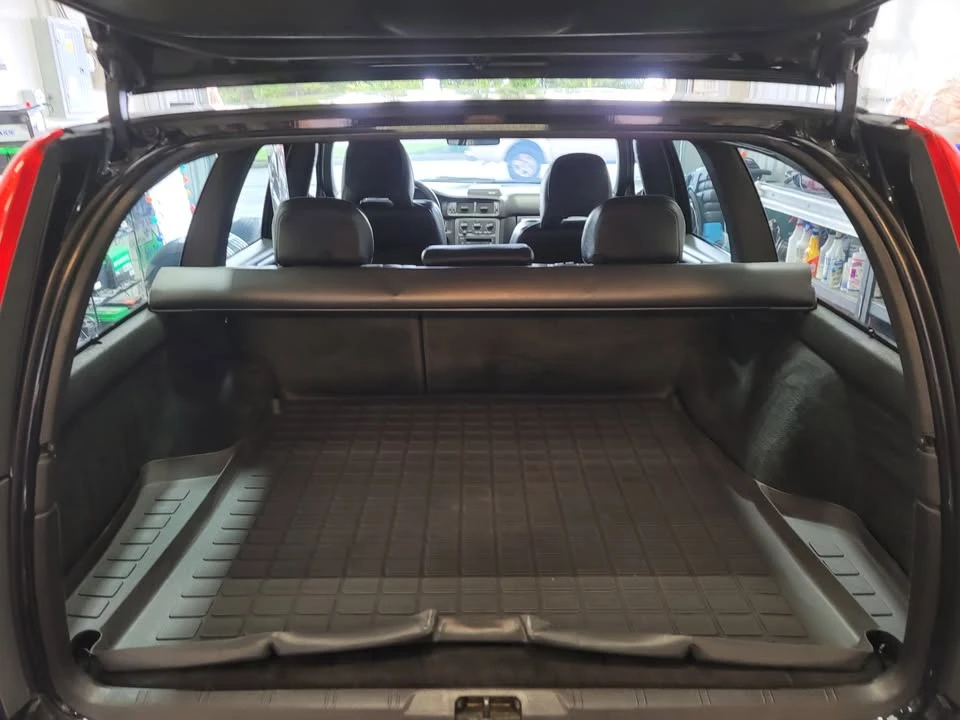2000 Volvo V70 R 1st Gen - Image 6 of 8