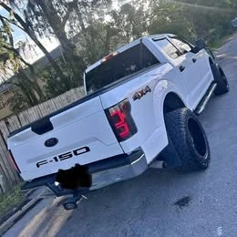 2000 Ford Super Duty 1st Gen - Image 17 of 18