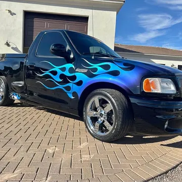 2000 Ford F-150 SVT Lightning