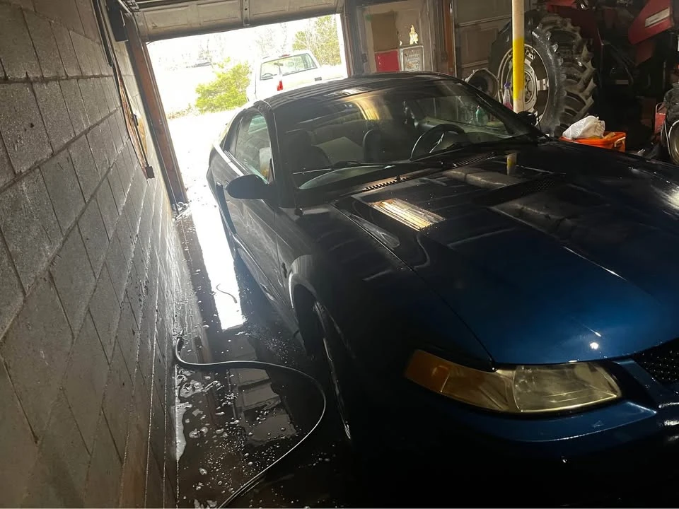 2000 Ford SN95 Mustang - Image 2 of 2