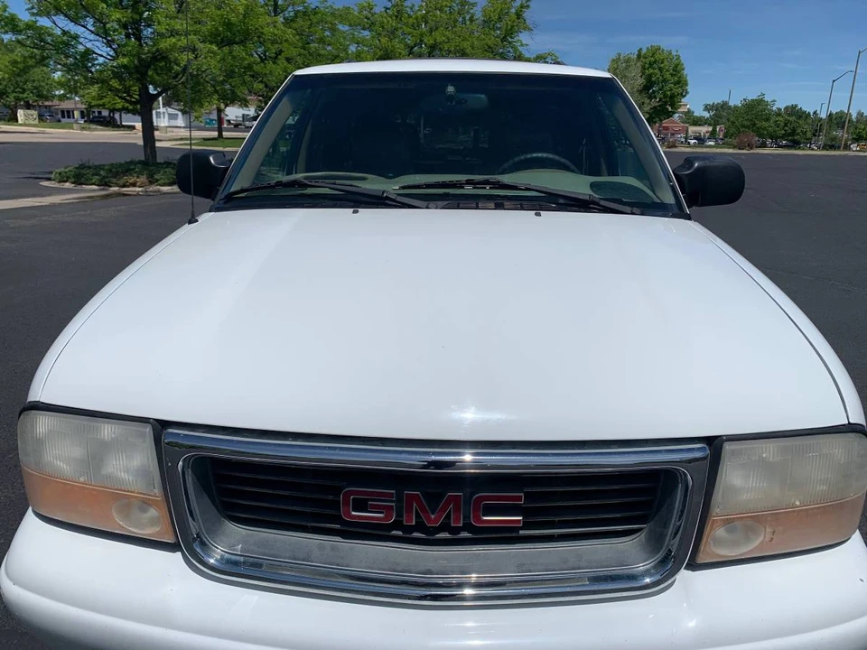 2000 GMC S-15 Jimmy 2nd Gen - Image 8 of 15