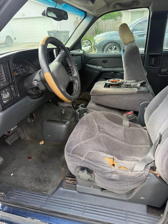 2000 GMC Sierra - Image 6 of 10