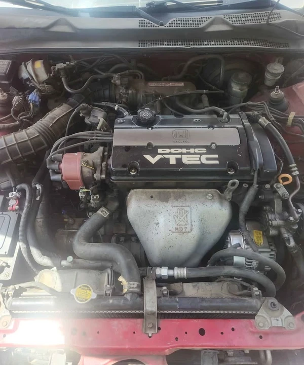 2000 Honda Prelude 5th Gen - Image 5 of 9