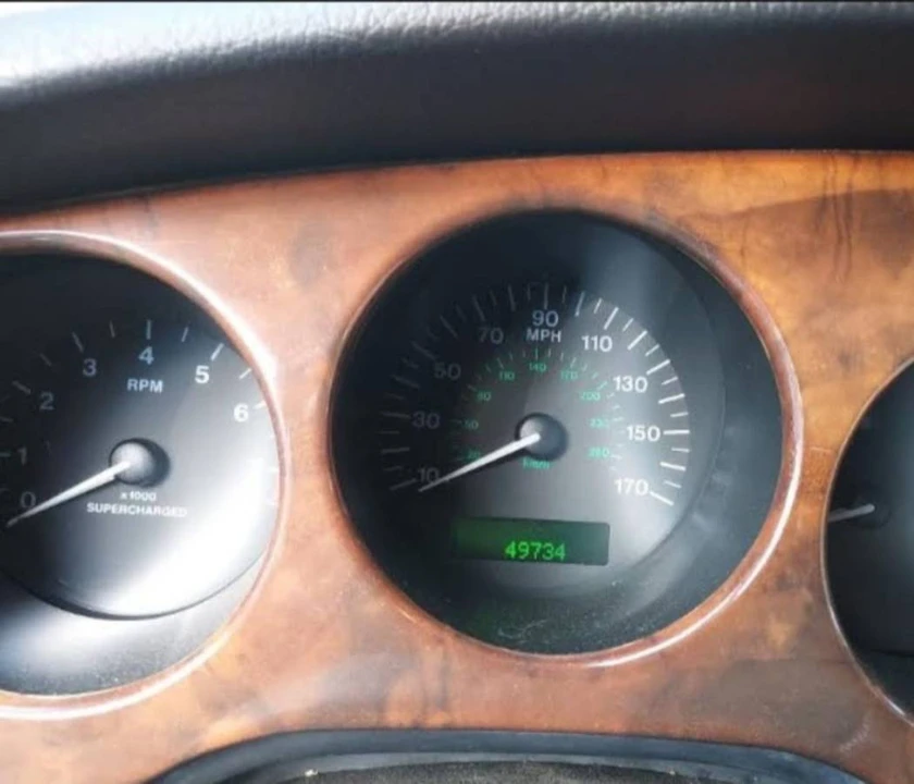 2000 Jaguar XK - Image 9 of 9