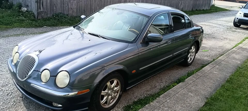 2000 Jaguar S-Type 2nd Gen - Image 2 of 10