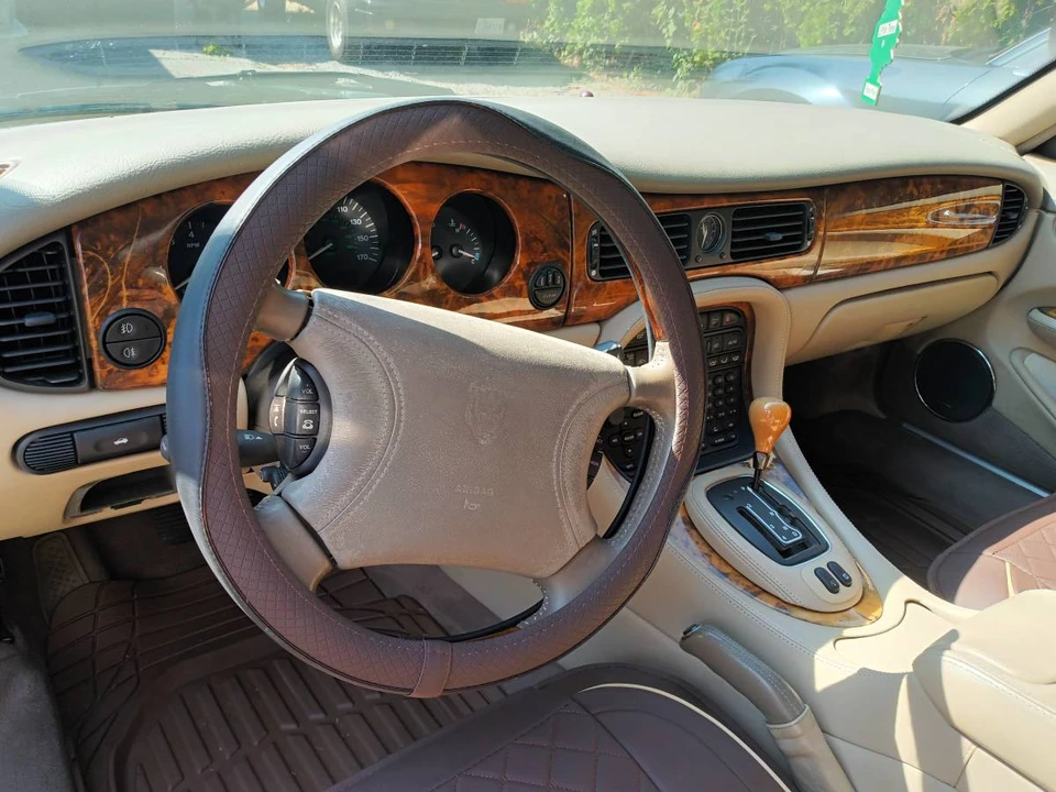 2000 Jaguar X308 XJ - Image 5 of 11