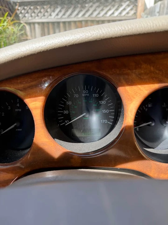 2000 Jaguar X100 XK8 - Image 6 of 8