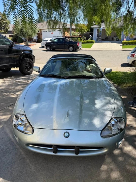 2000 Jaguar X100 XK8 - Image 2 of 8