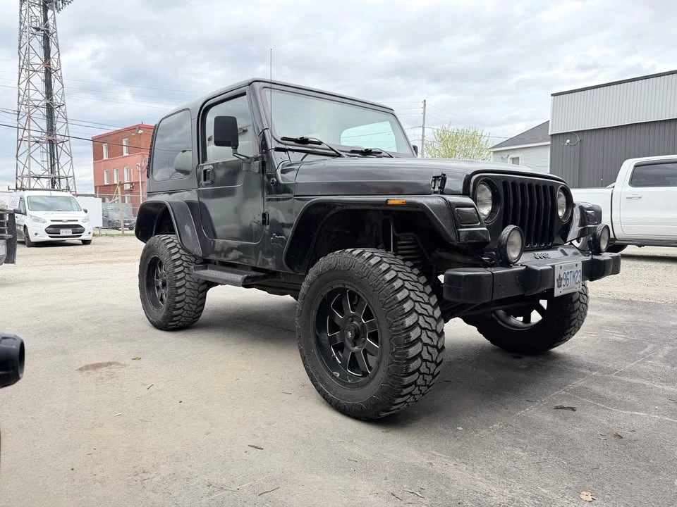 2000 Jeep TJ Wrangler - Image 2 of 9