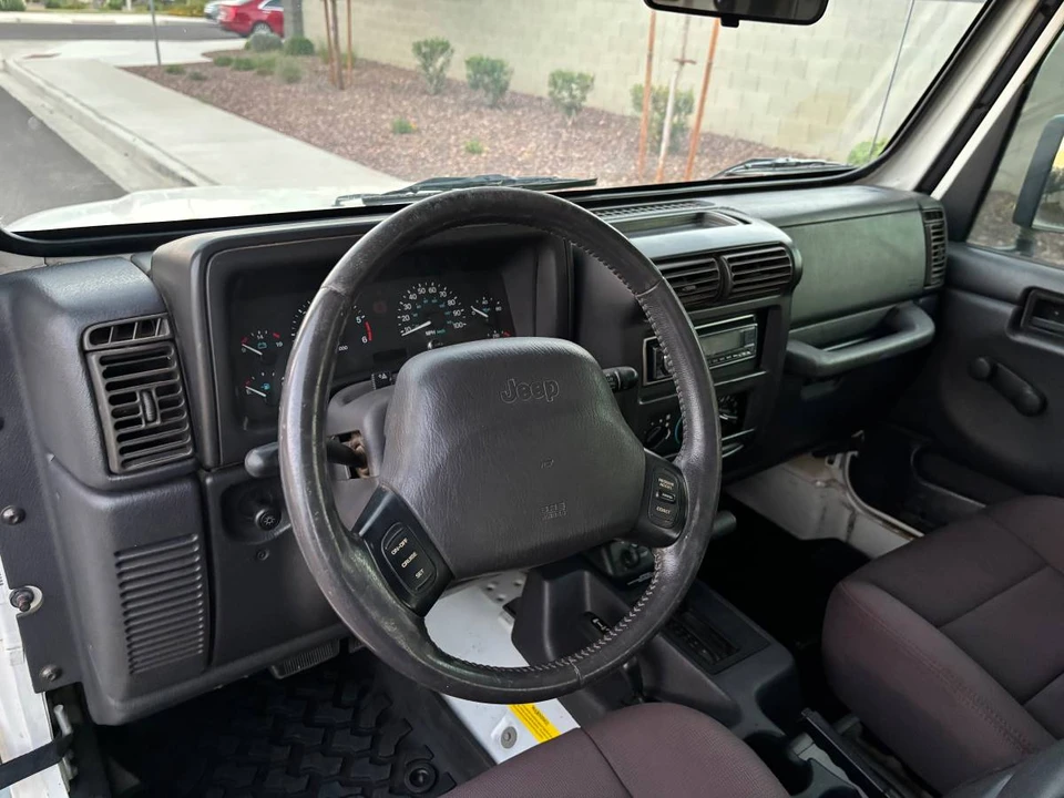 2000 Jeep TJ Wrangler - Image 6 of 11