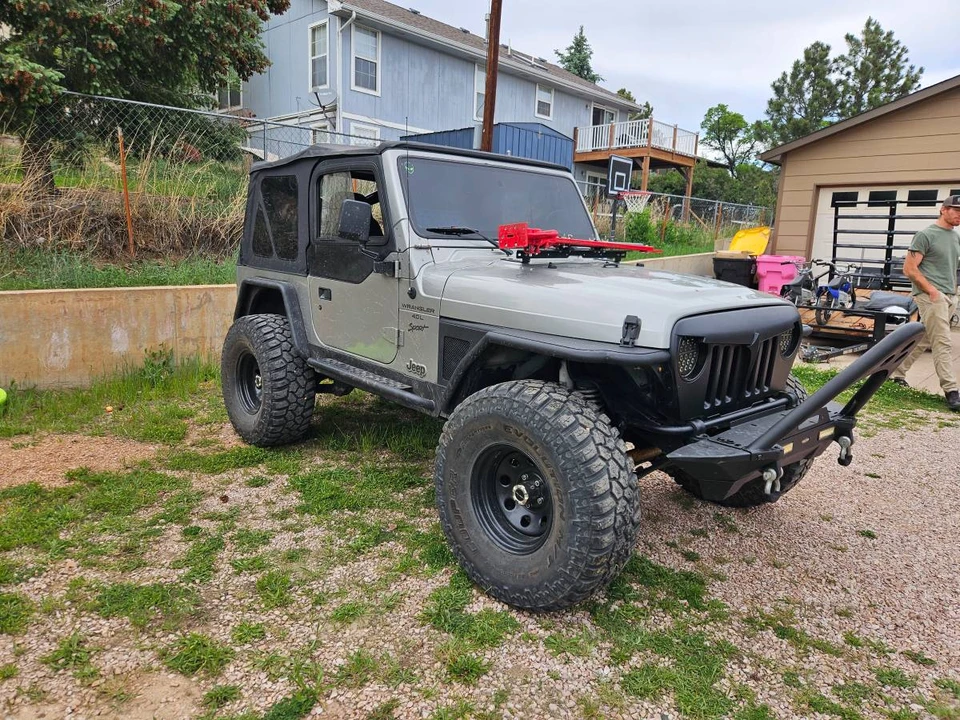 2000 Jeep TJ Wrangler - Image 2 of 5