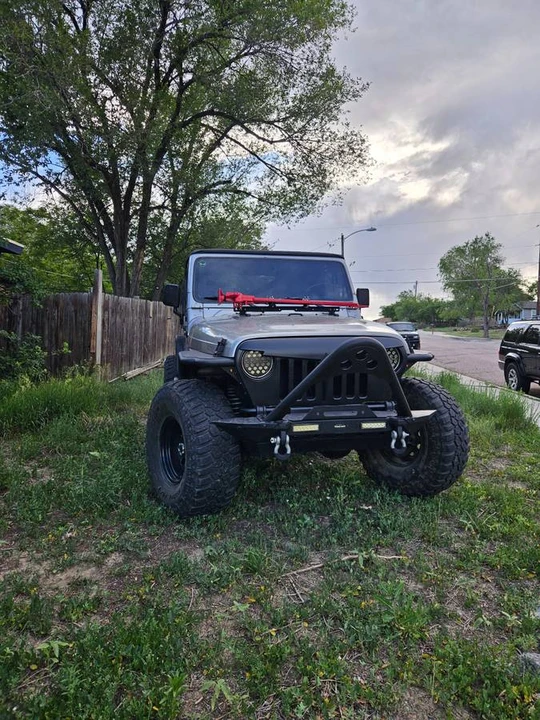 2000 Jeep TJ Wrangler - Image 4 of 5