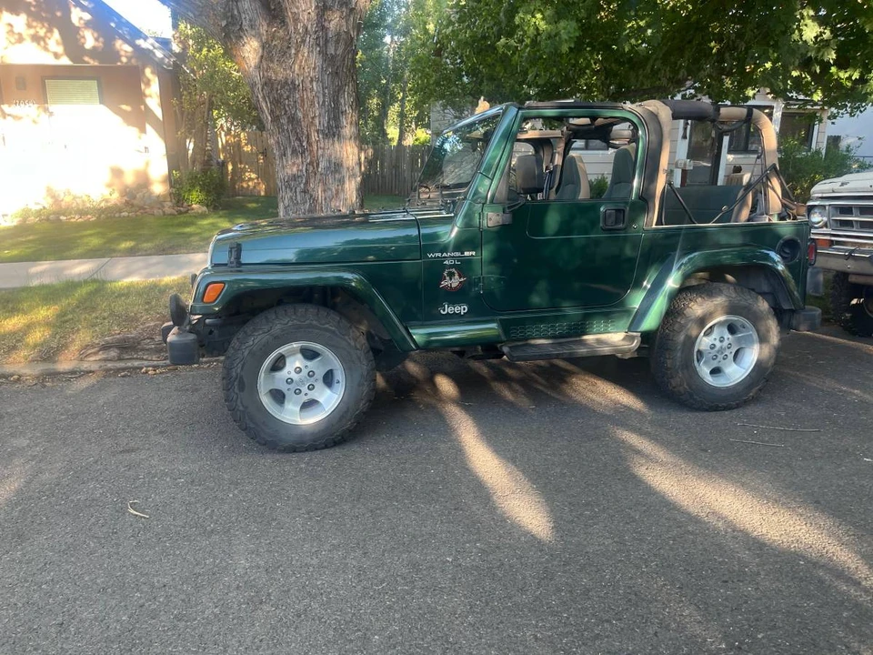 2000 Jeep TJ Wrangler - Image 2 of 6