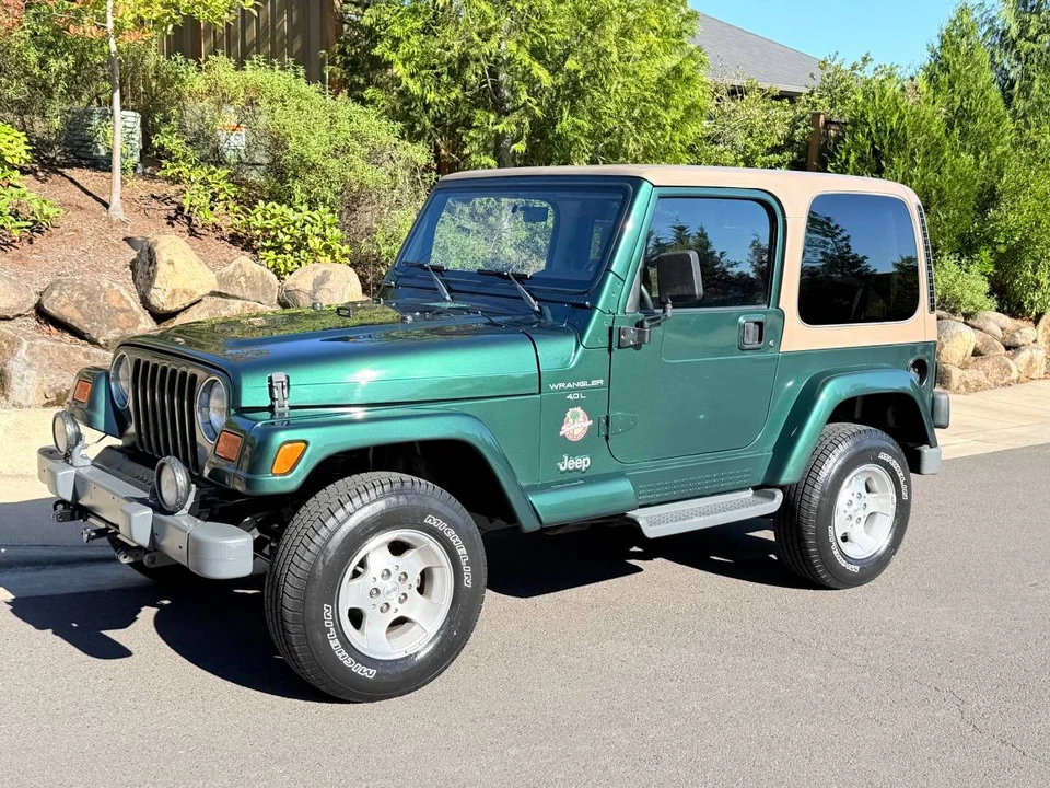 2000 Jeep TJ Wrangler - Image 2 of 10