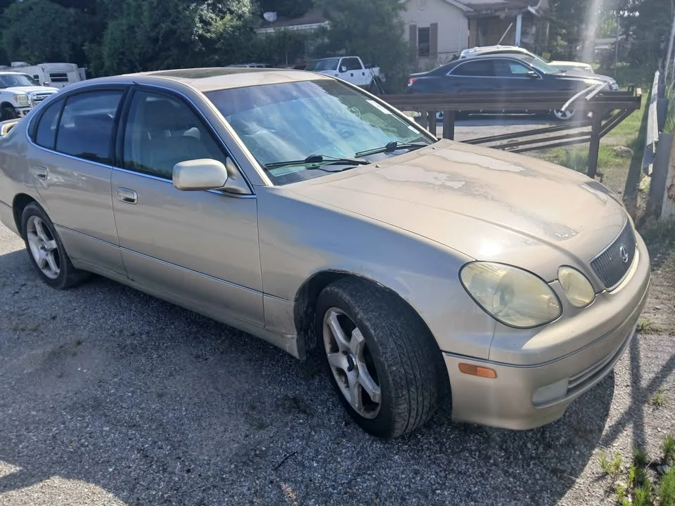 2000 Lexus GS 2nd Gen - Image 2 of 4