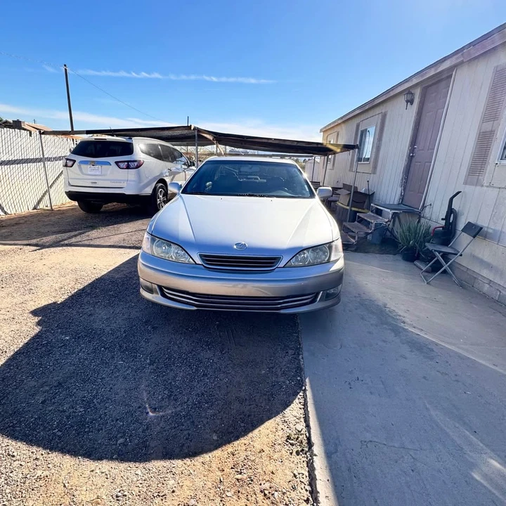 2000 Lexus ES 2nd Gen - Image 3 of 10