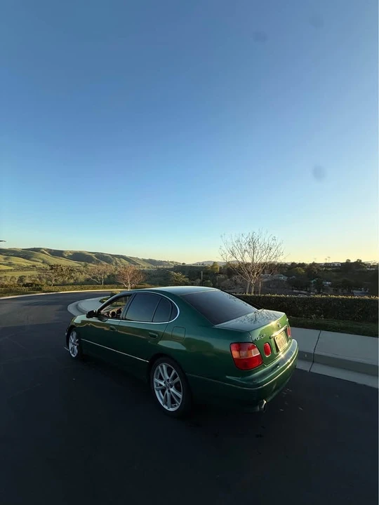 2000 Lexus GS 2nd Gen - Image 4 of 8