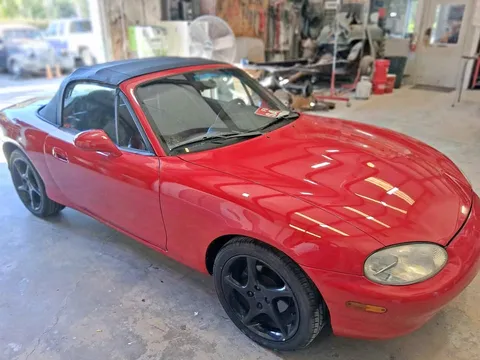 2000 Mazda Miata