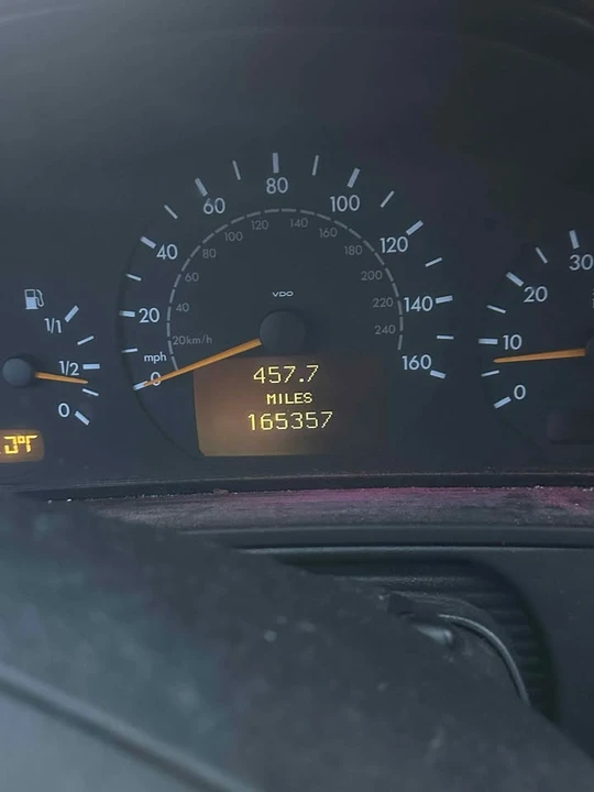 2000 Mercedes-Benz W210 E-Class - Image 4 of 4