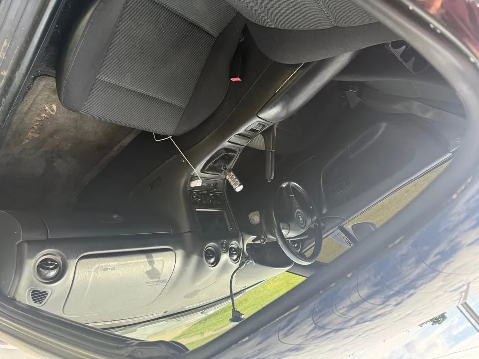 2000 Mazda NB MX-5 Miata - Image 4 of 8