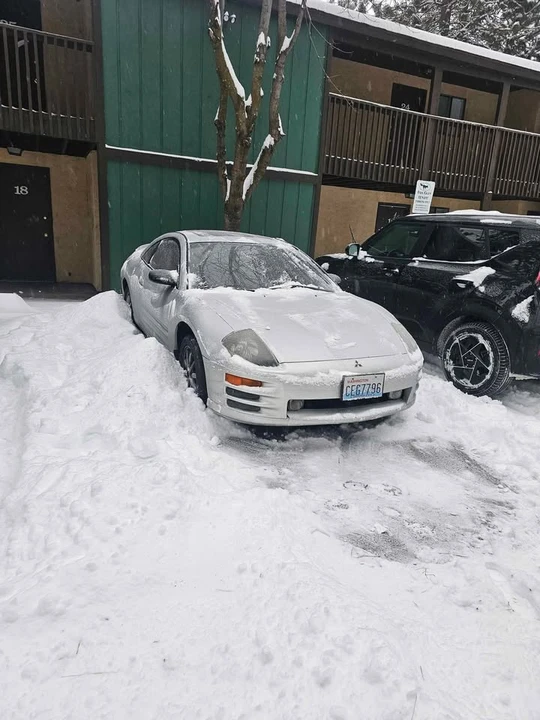 2000 Mitsubishi Eclipse 3rd Gen - Image 3 of 4