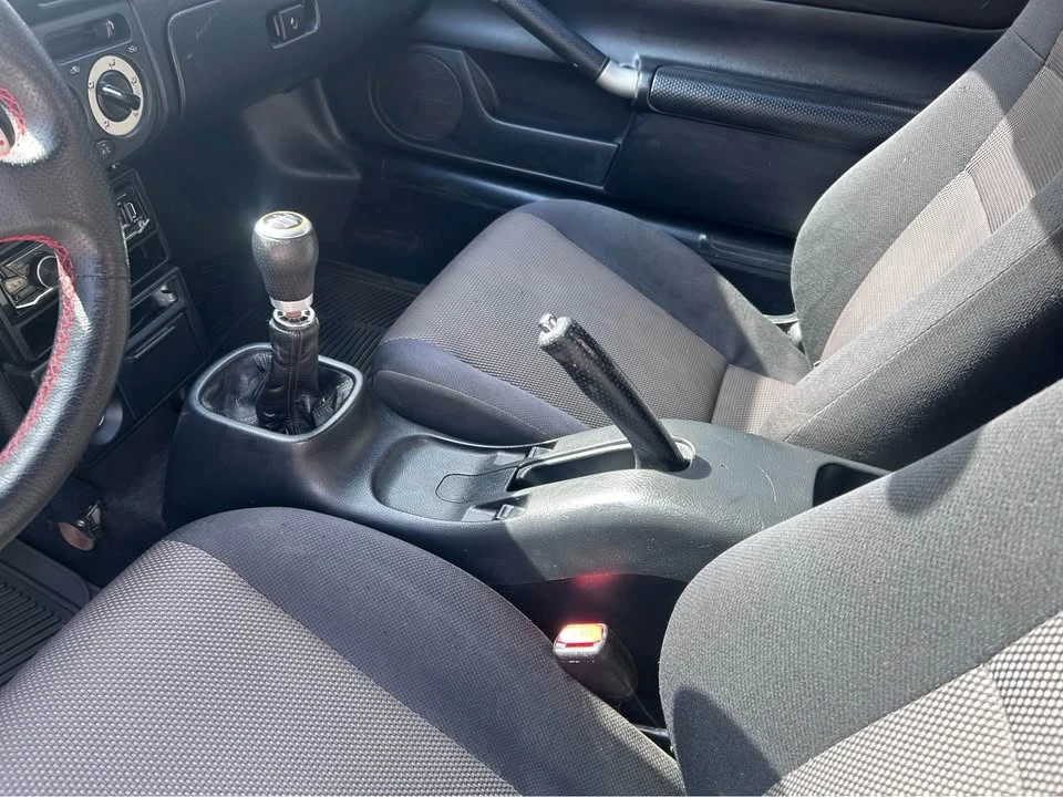 2000 Toyota MR2 Spyder/MR-S - Image 9 of 9
