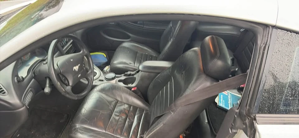 2000 Ford SN95 Mustang - Image 2 of 3