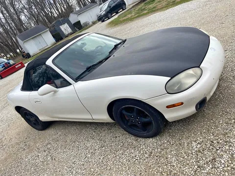 2000 Mazda Miata NB1