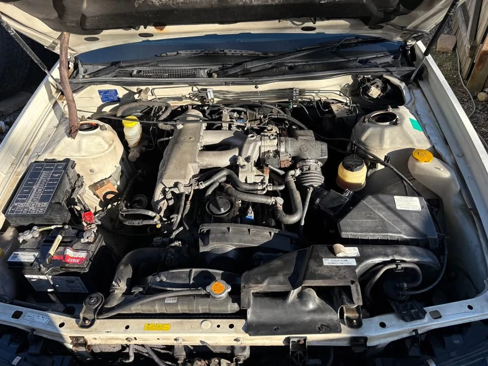 2000 Nissan Laurel 8th Gen - Image 9 of 10