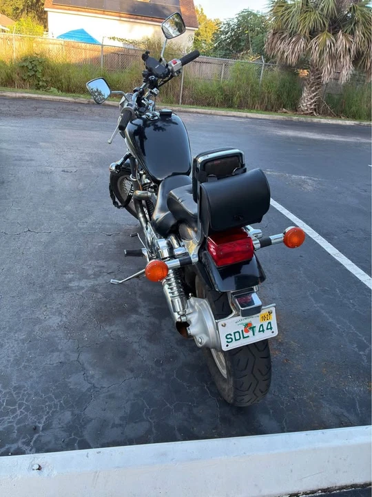 2000 Suzuki Boulevard - Image 2 of 3