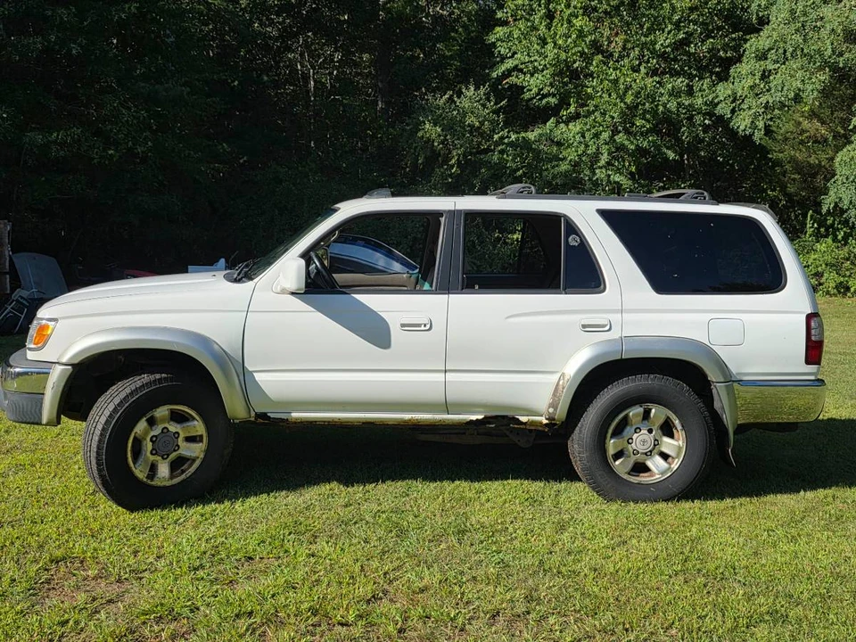 2000 Toyota 4Runner 3rd Gen - Image 4 of 4