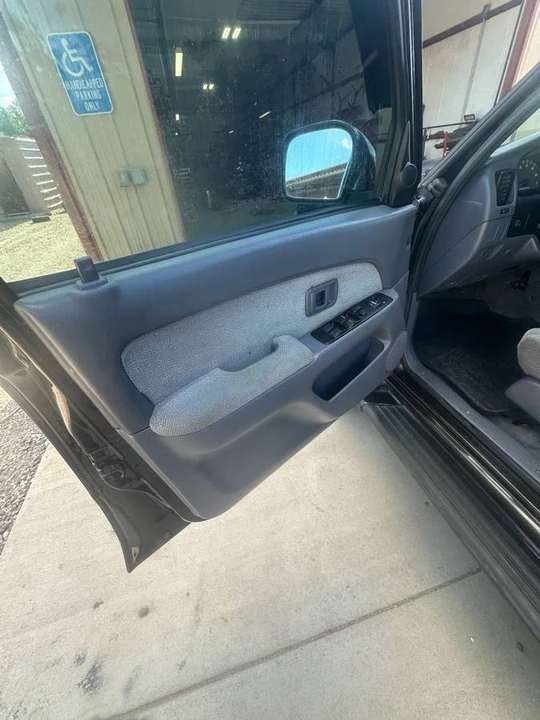 2000 Toyota 4Runner 3rd Gen - Image 12 of 17