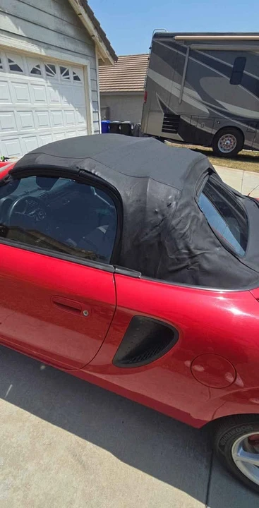 2000 Toyota MR2 Spyder/MR-S - Image 2 of 9