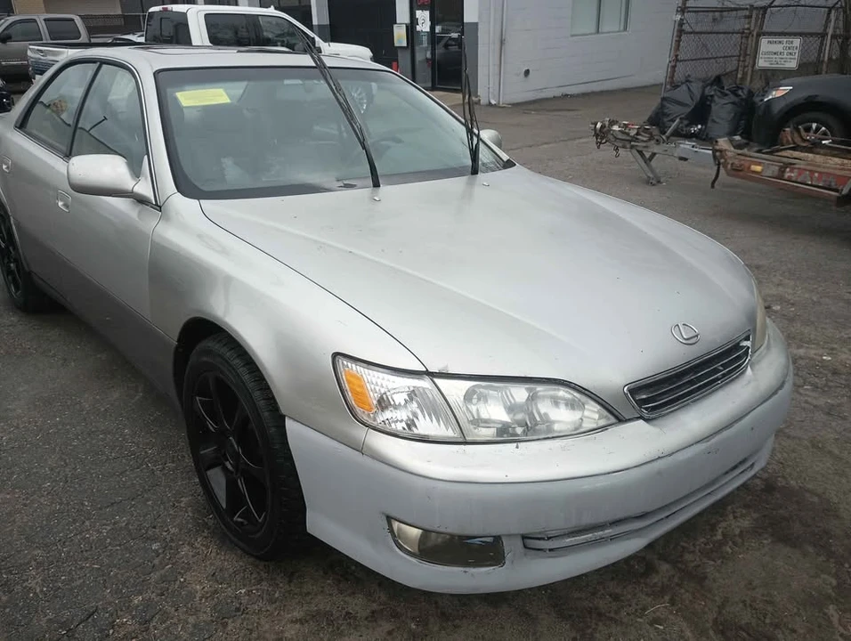 2000 Lexus ES 3rd Gen - Image 4 of 6