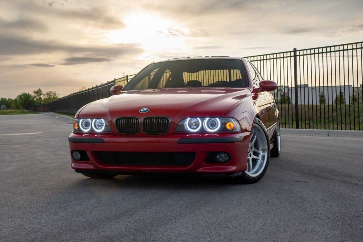 2000 BMW M5