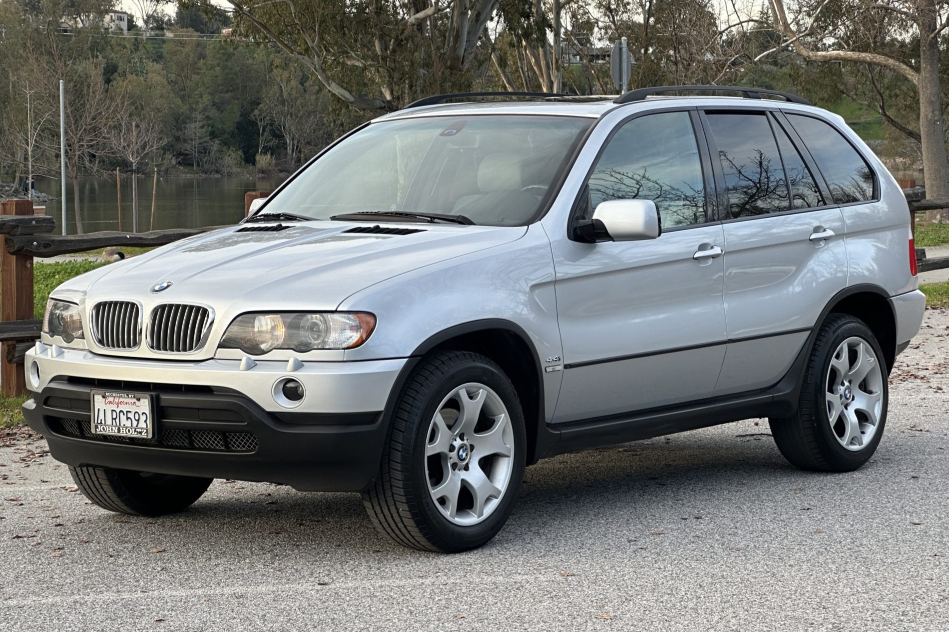 2000 BMW X5 4.4i