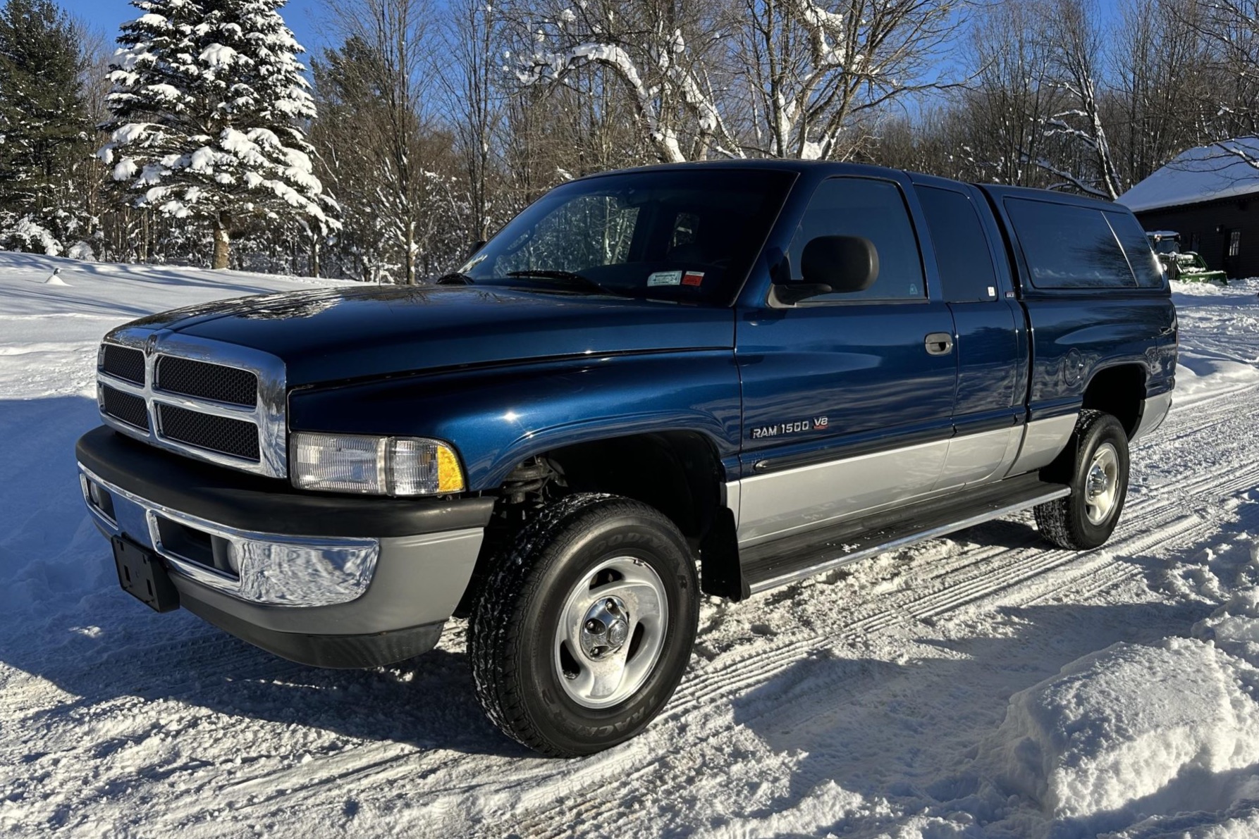 One-Owner 49k-Mile 2000 Dodge Ram 1500 Laramie SLT Quad Cab 4×4