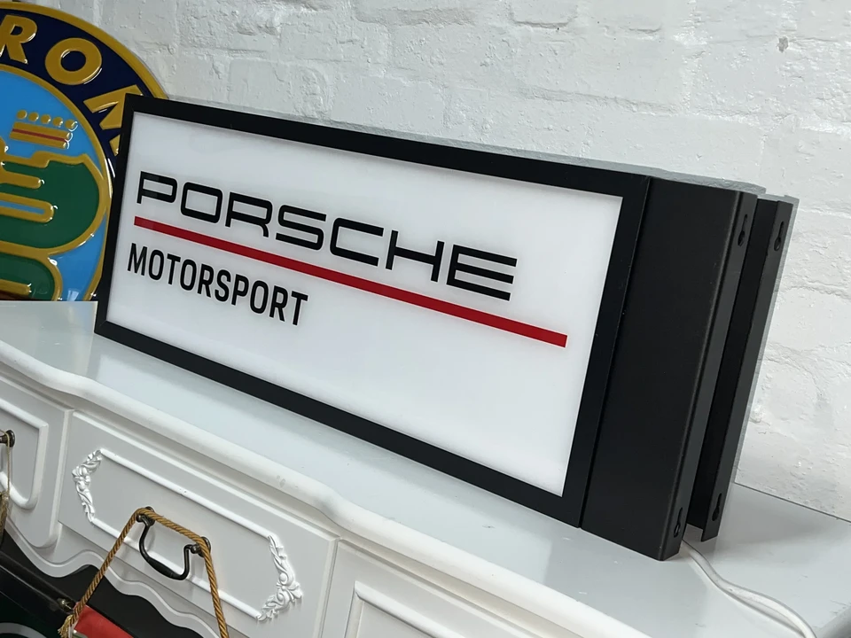 Porsche - Image 14 of 20