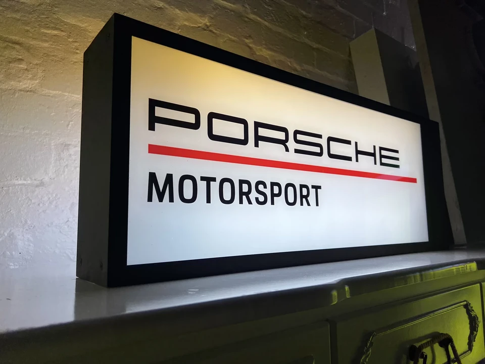 Porsche - Image 12 of 20