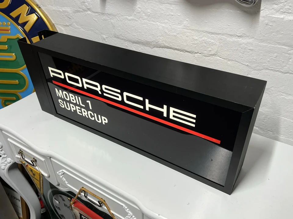 Porsche - Image 13 of 19