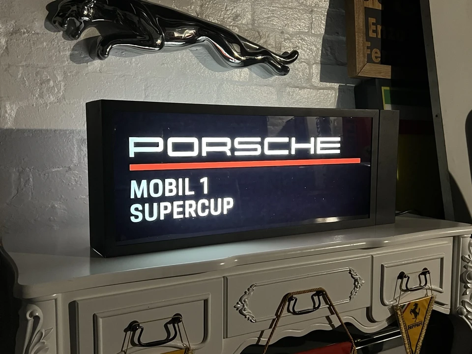Porsche - Image 7 of 19