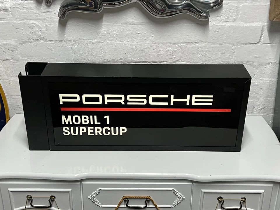 Porsche - Image 6 of 19